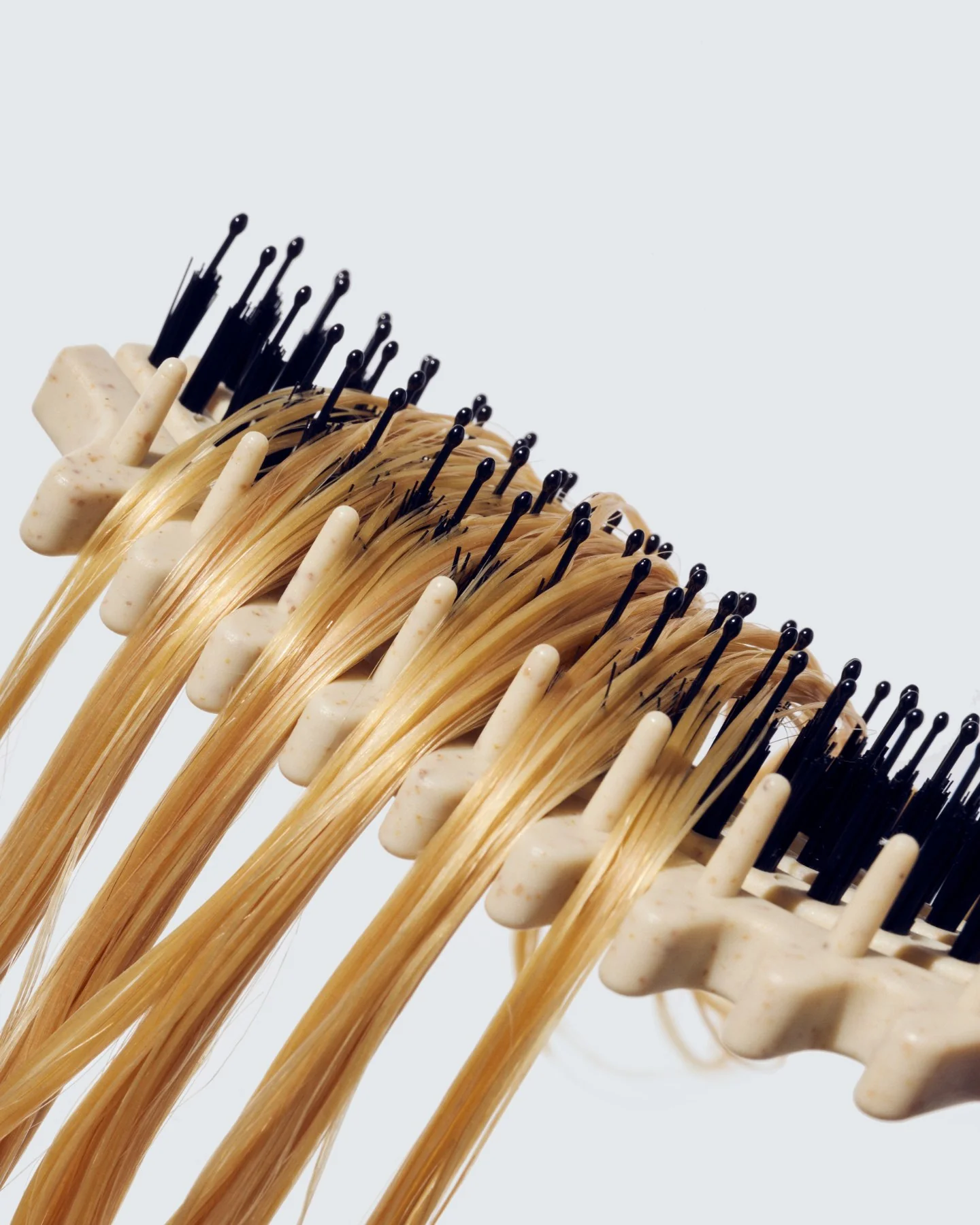 Edge-Lift Curl Defining Brush, White - Image 6