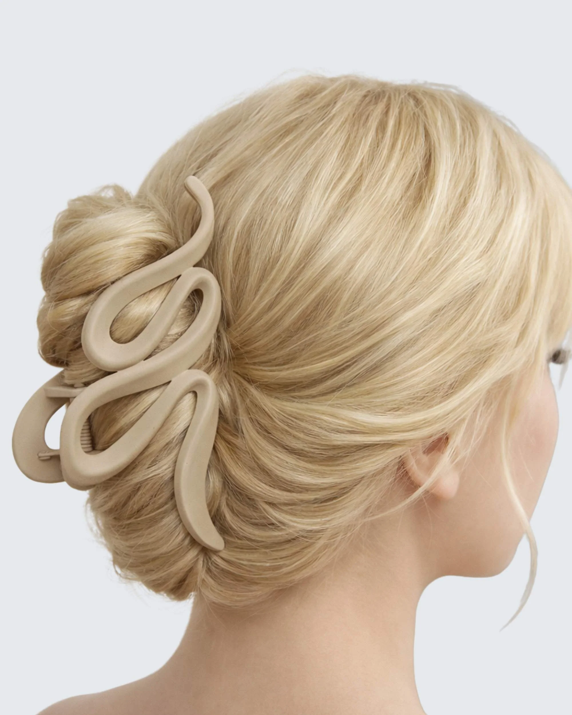 Large Claw Hair Clips, Wave, 2-Pack, Black/Beige - Image 3