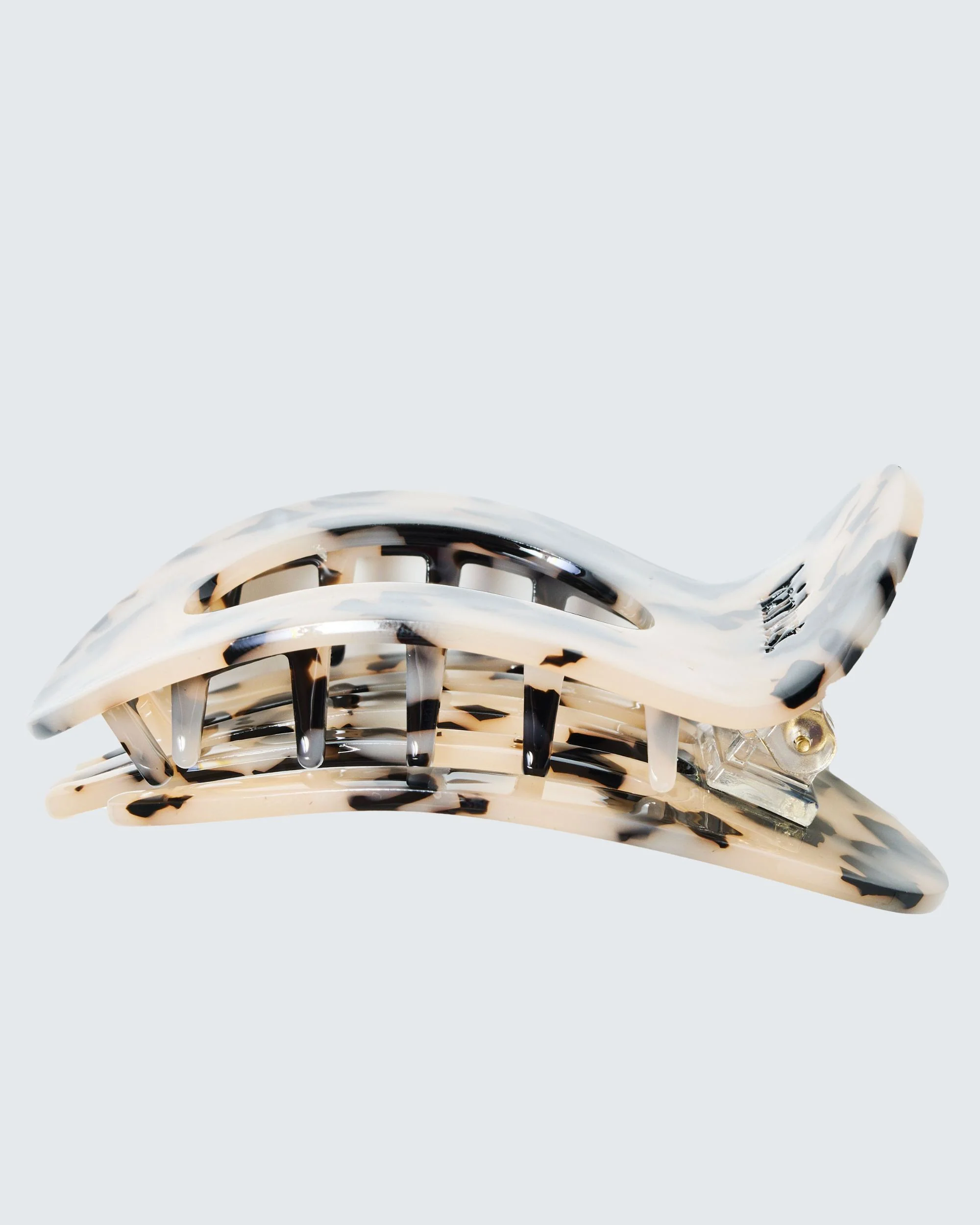 Large Flat Claw Hair Clip, Tortoise Shell - Image 4