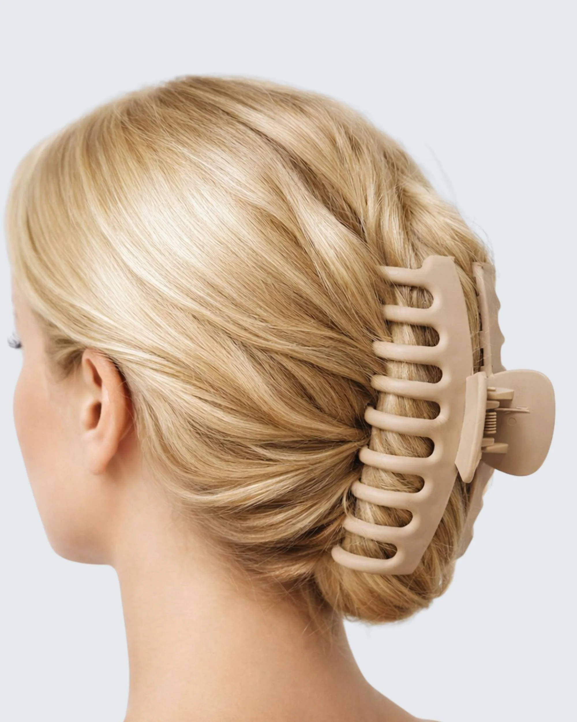 Medium Claw Hair Clips, 3-Pack, Beige - Image 3